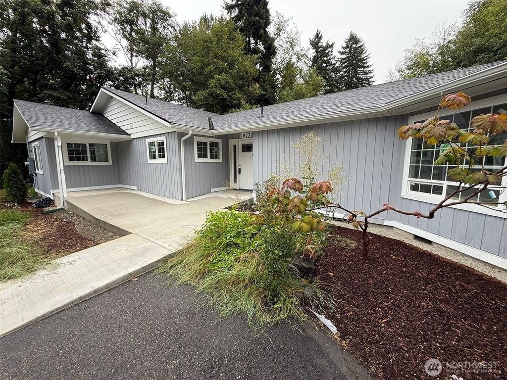 Photo of 1903 Shaw Road, Puyallup, WA 98372 (MLS # 2451955)