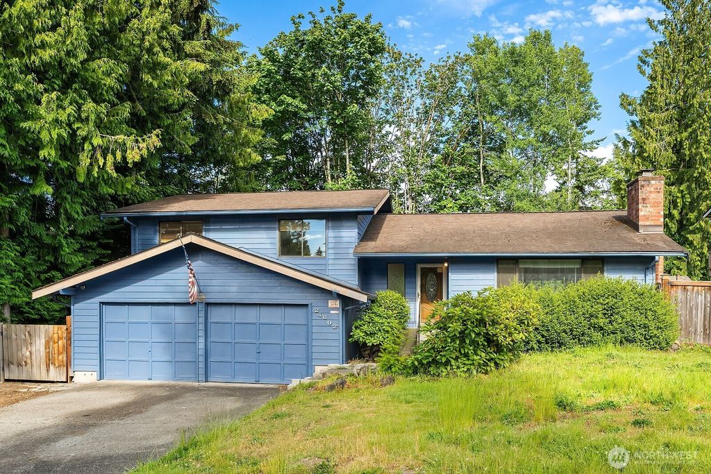 Photo of 24602 131st Place SE, Kent, WA 98030 (MLS # 2387355)