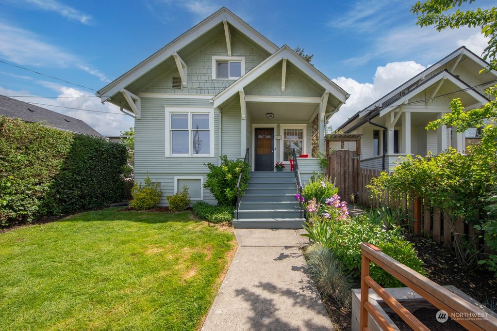 Photo of 3260 McClintock Avenue S, Seattle, WA 98144 (MLS # 2238859)