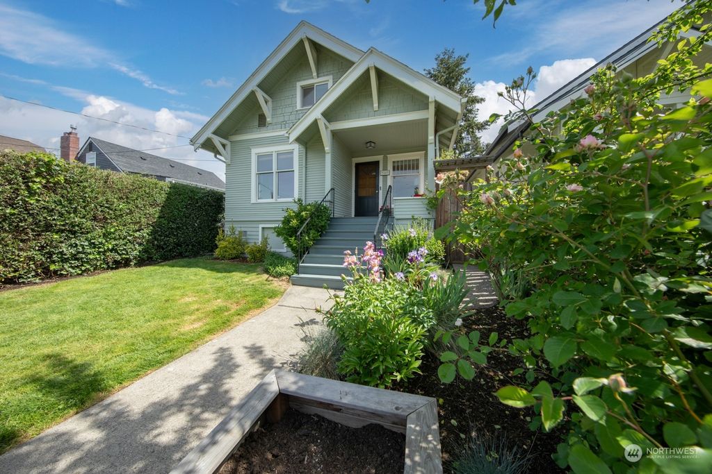 Photo of 3260 McClintock Avenue S, Seattle, WA 98144 (MLS # 2238859)