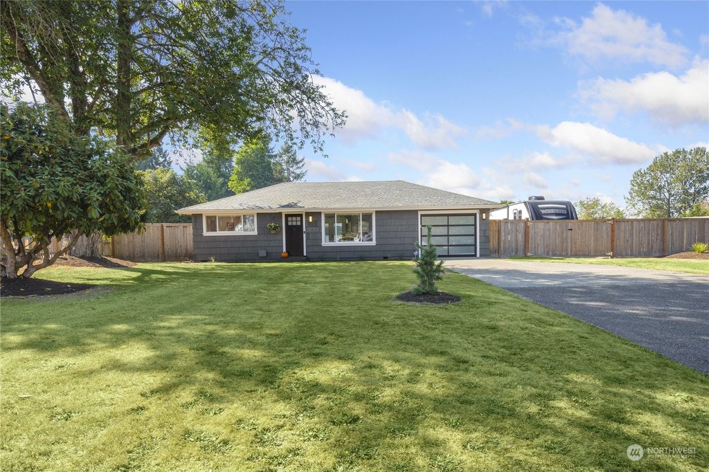 Photo of 20811 144th Avenue SE, Kent, WA 98042 (MLS # 1996957)