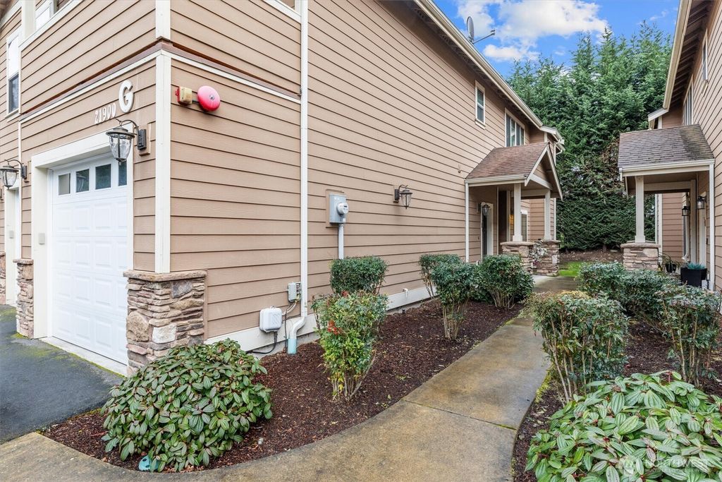 Photo of 21900 SE 242ND Street #G2, Maple Valley, WA 98038 (MLS # 2478484)