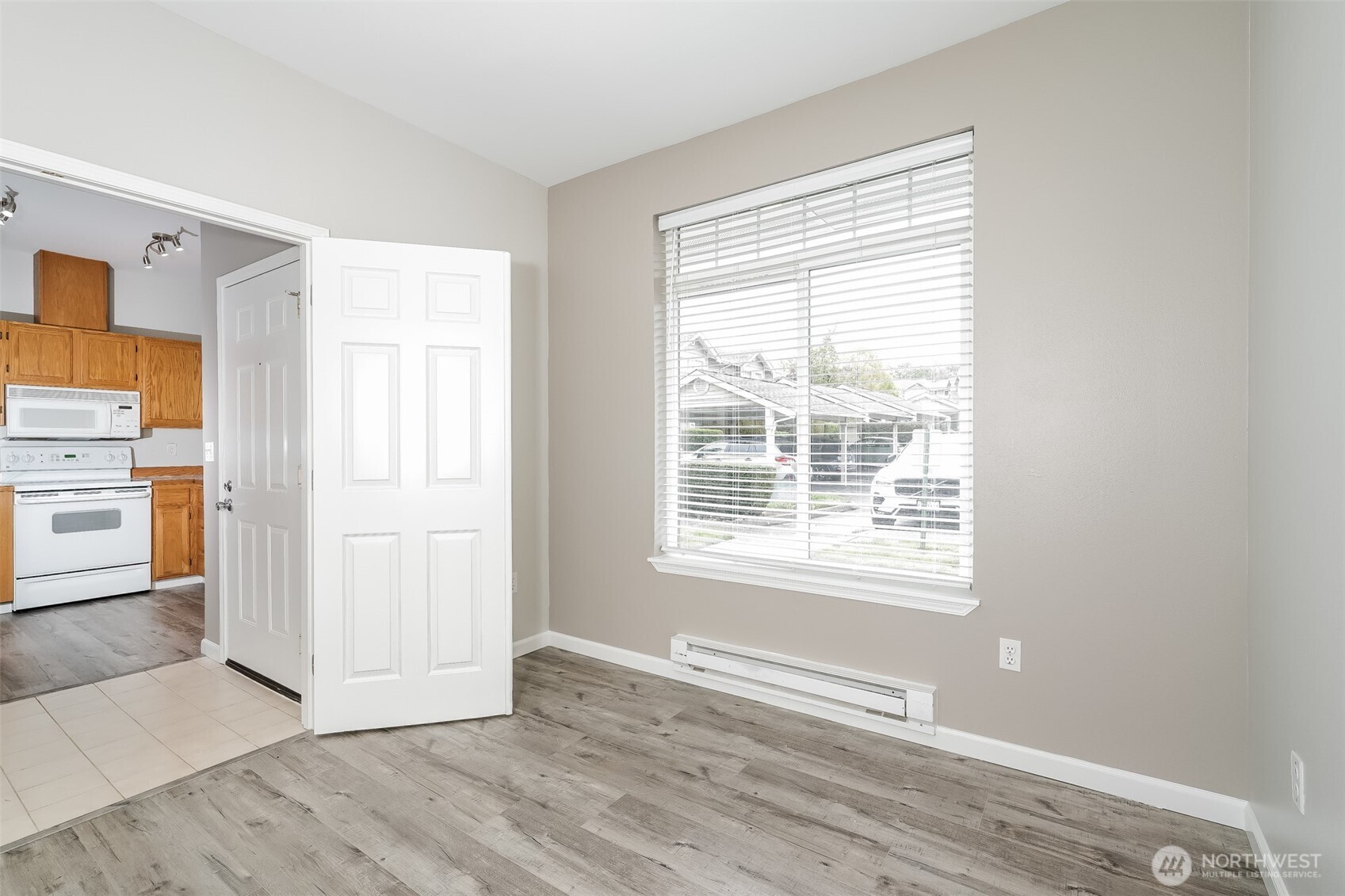 5400 Harbour Pointe Boulevard E102