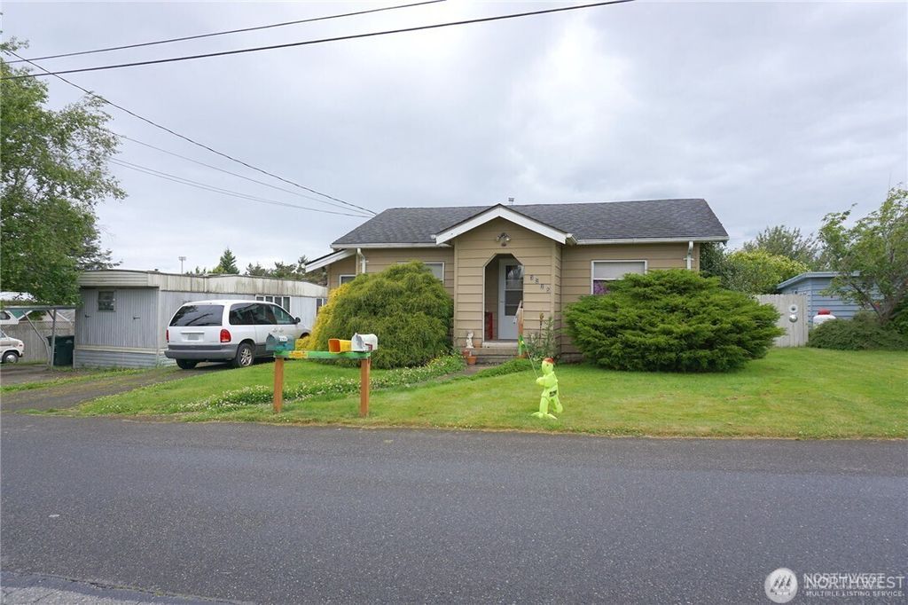 Photo of 3223 Greenwood Ave, Bellingham, WA 98225 (MLS # 2471672)