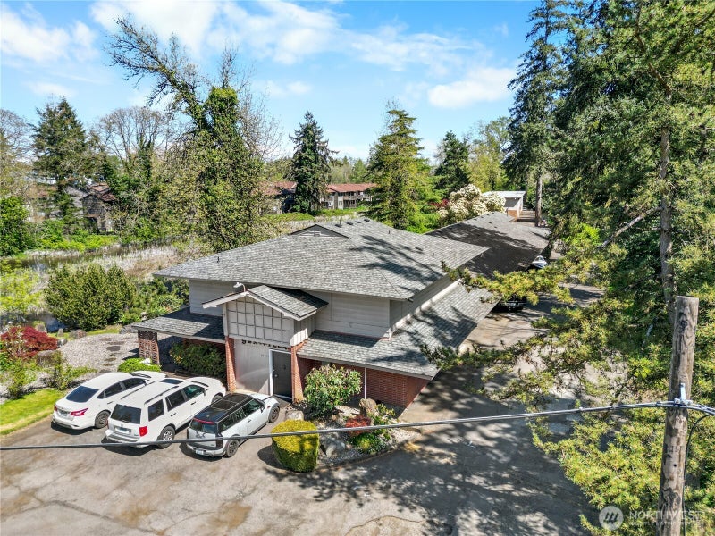 12413 Bridgeport Way SW