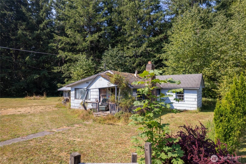 22520 State Route 706 E