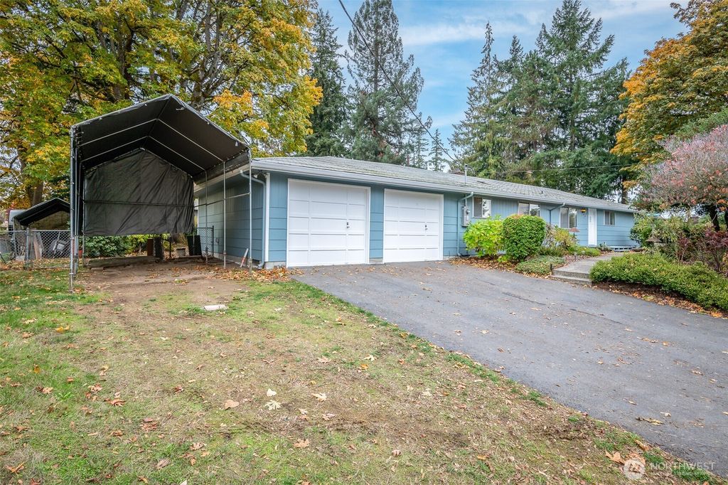 Photo of 1603 Vine Street, Milton, WA 98354 (MLS # 2445355)