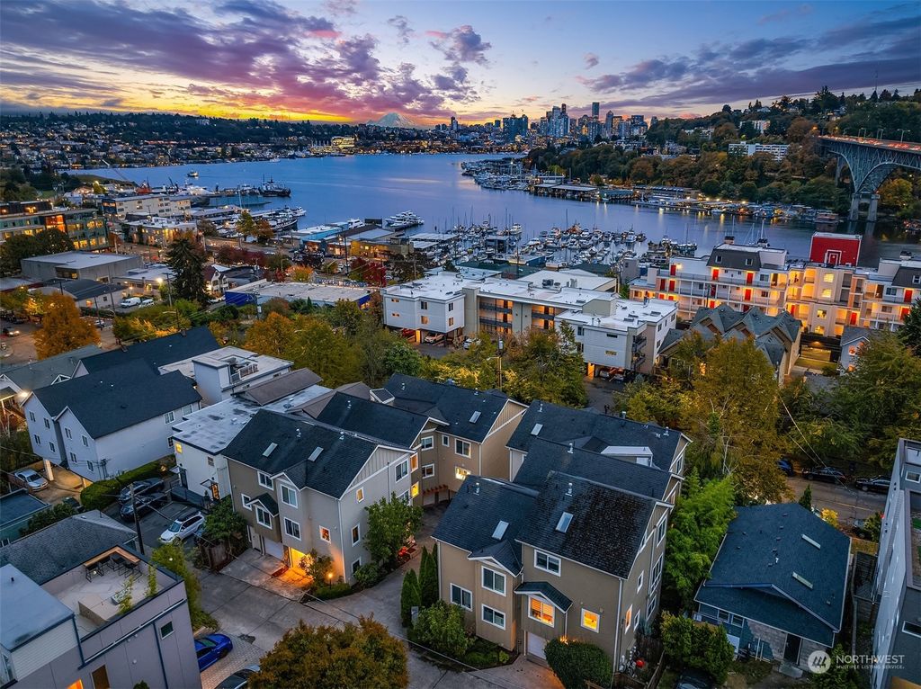 Photo of 938 N 35th Street #C, Seattle, WA 98103 (MLS # 2304396)