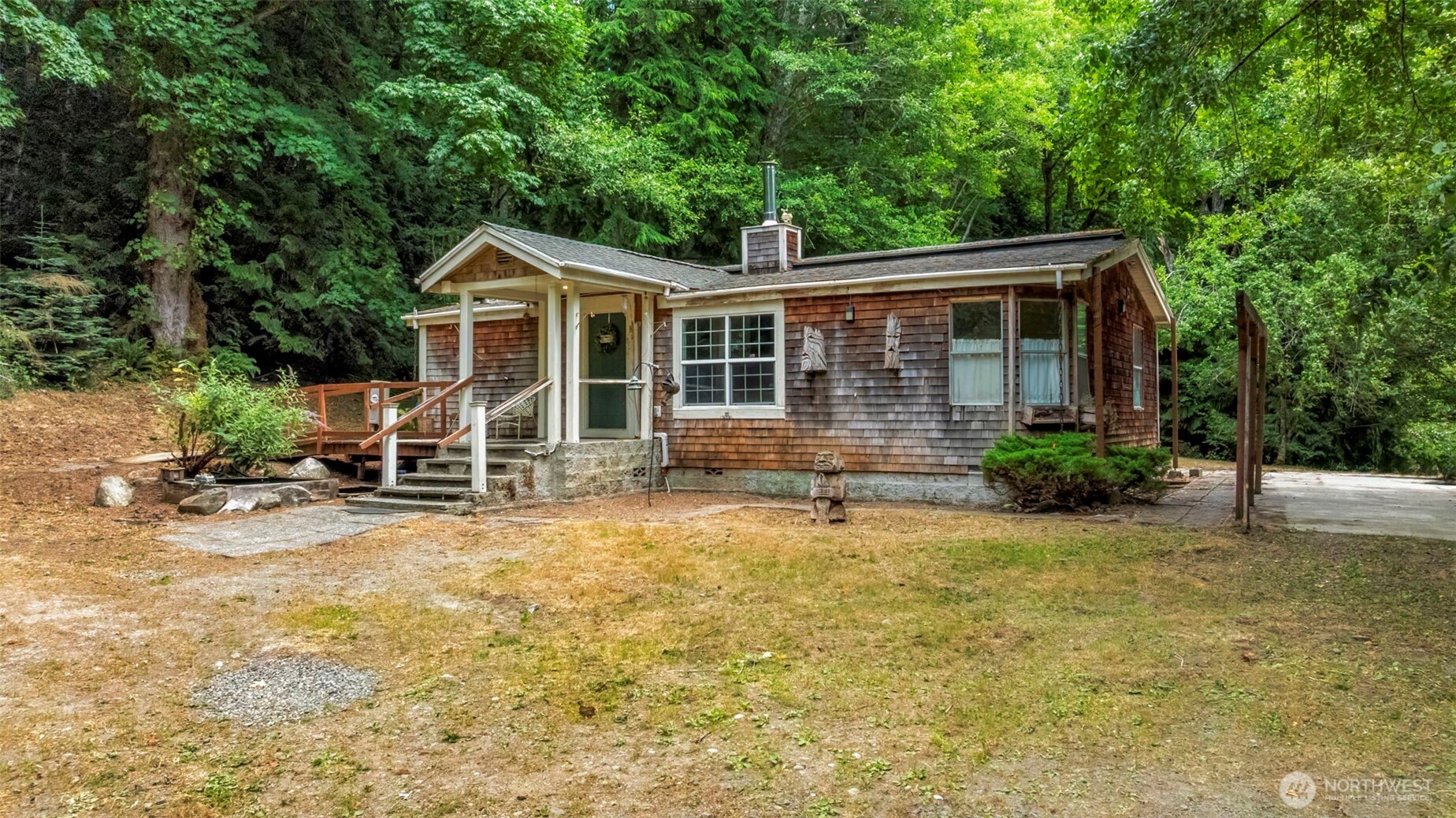 390 NE Rendsland Creek Rd
