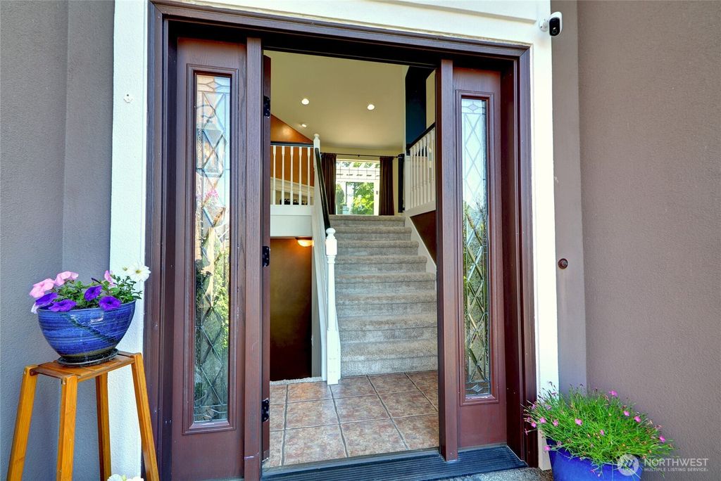 Photo of 18423 Hawksview Drive, Arlington, WA 98223 (MLS # 2377577)