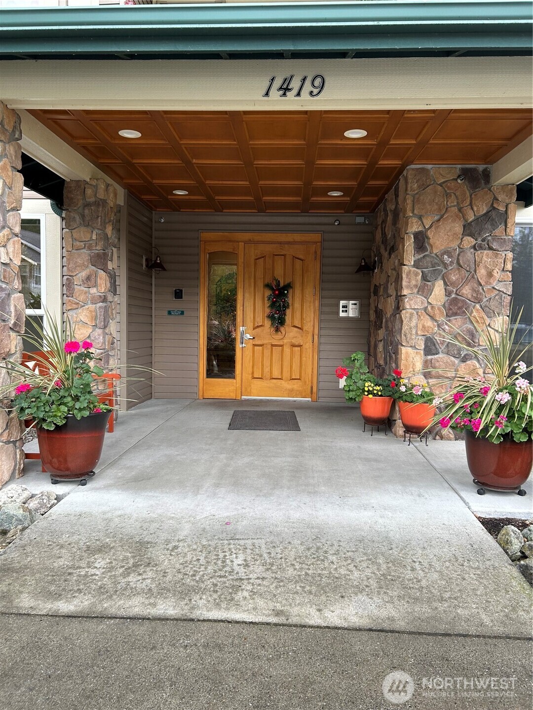 1419 Digby Place 108