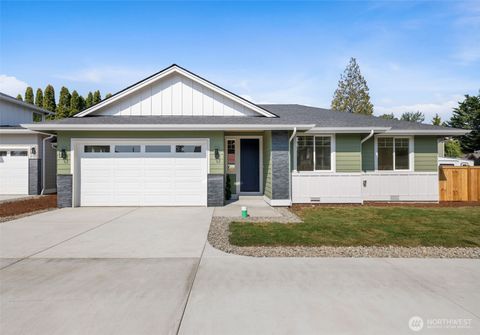 Photo of 10925 6th Avenue W #B, Everett, WA 98204 (MLS # 2435396)