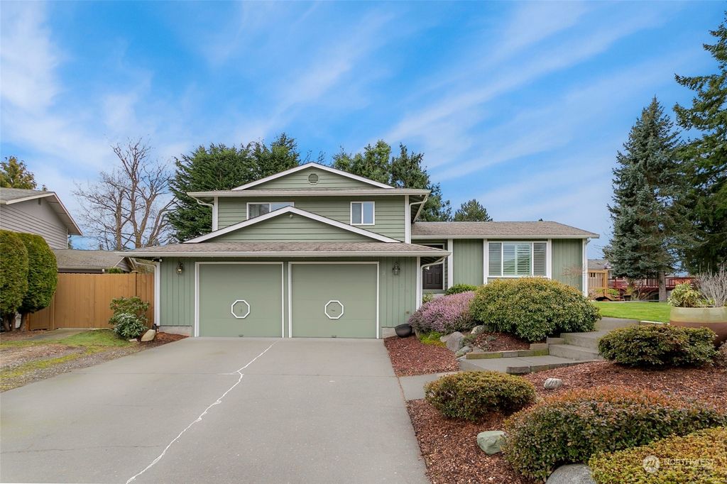 Photo of 26115 10th Place S, Des Moines, WA 98198 (MLS # 2039872)