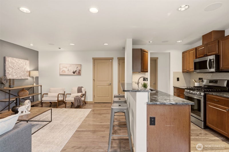 18811 103rd Avenue E
