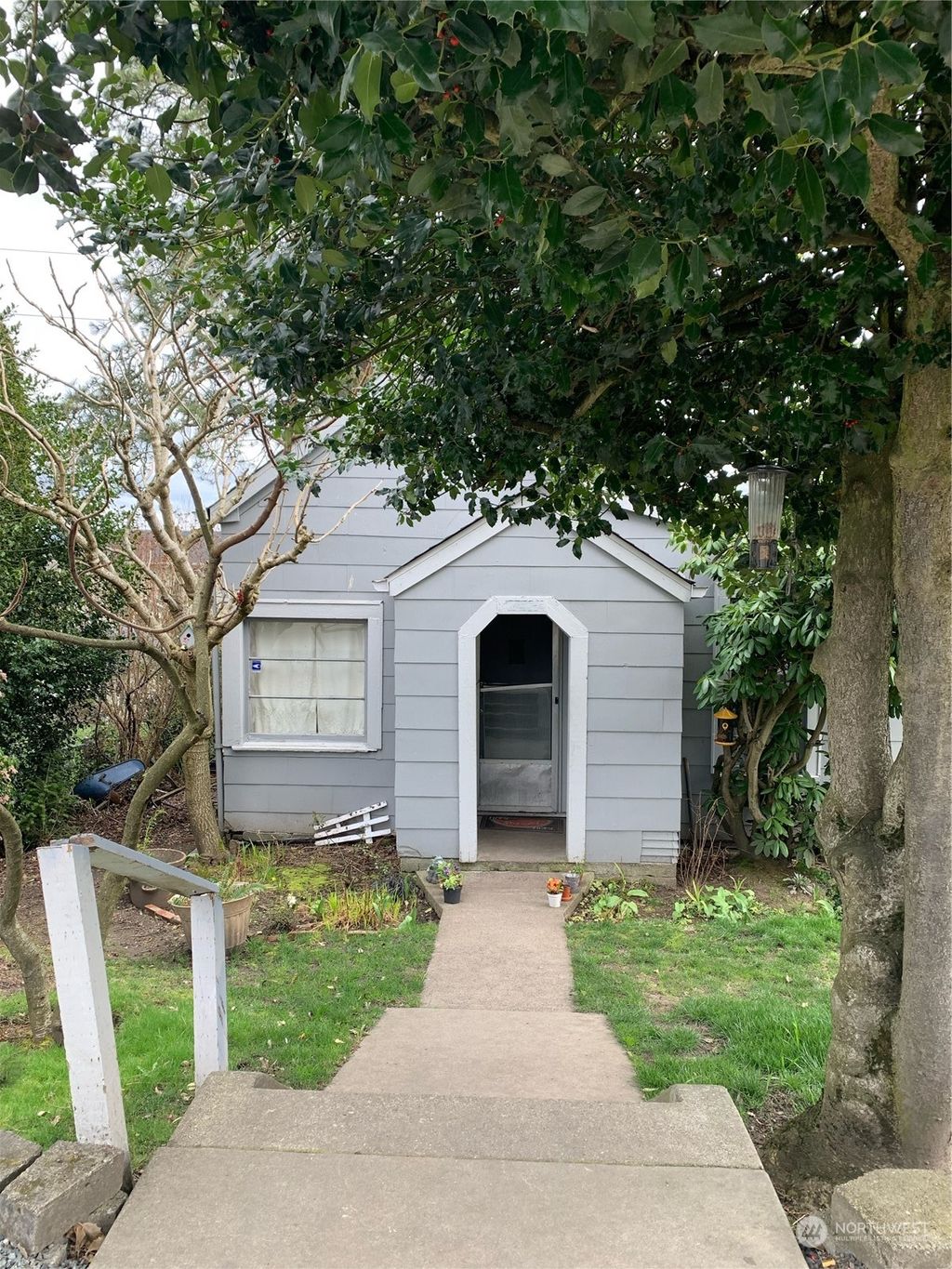 Photo of 1105 E Marine View Drive, Everett, WA 98201 (MLS # 2051245)