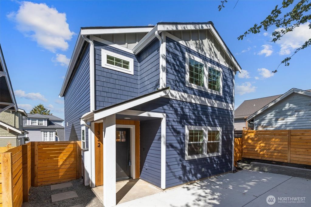 Photo of 320 B NW 51 Street, Seattle, WA 98107 (MLS # 2428692)