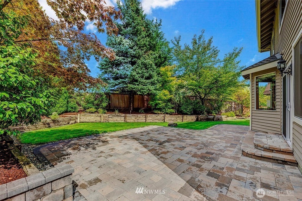 Photo of 9132 NE 151st Street, Bothell, WA 98011 (MLS # 2562769)