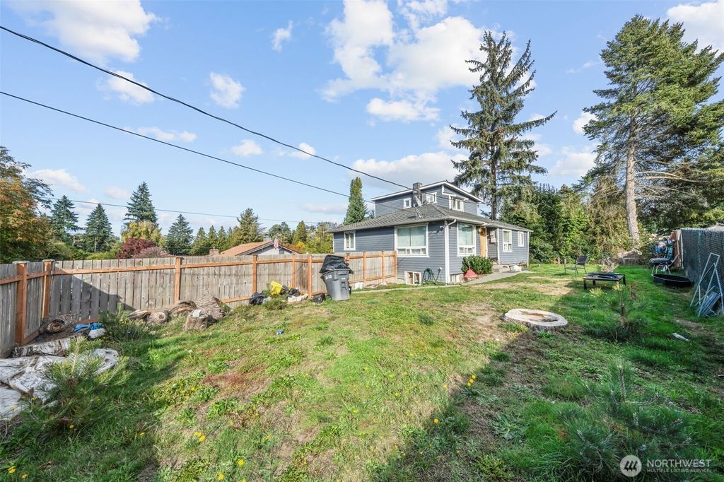 Photo of 11852 8th Avenue S, Seattle, WA 98168 (MLS # 2444179)