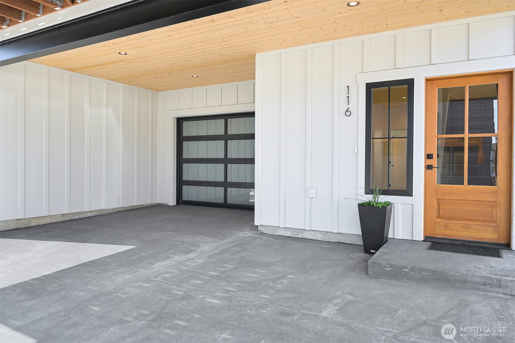 118 Riverwalk Drive