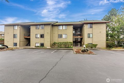 270 SE Barrington Drive Unit C104, Oak Harbor, WA 98277 - MLS#: 2352362