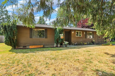 Photo of 2422 Hennessy Lane, Port Angeles, WA 98363 (MLS # 2567326)