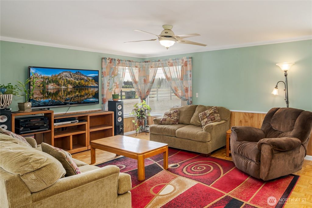 Photo of 1227 172nd Street NE, Marysville, WA 98271 (MLS # 2403226)