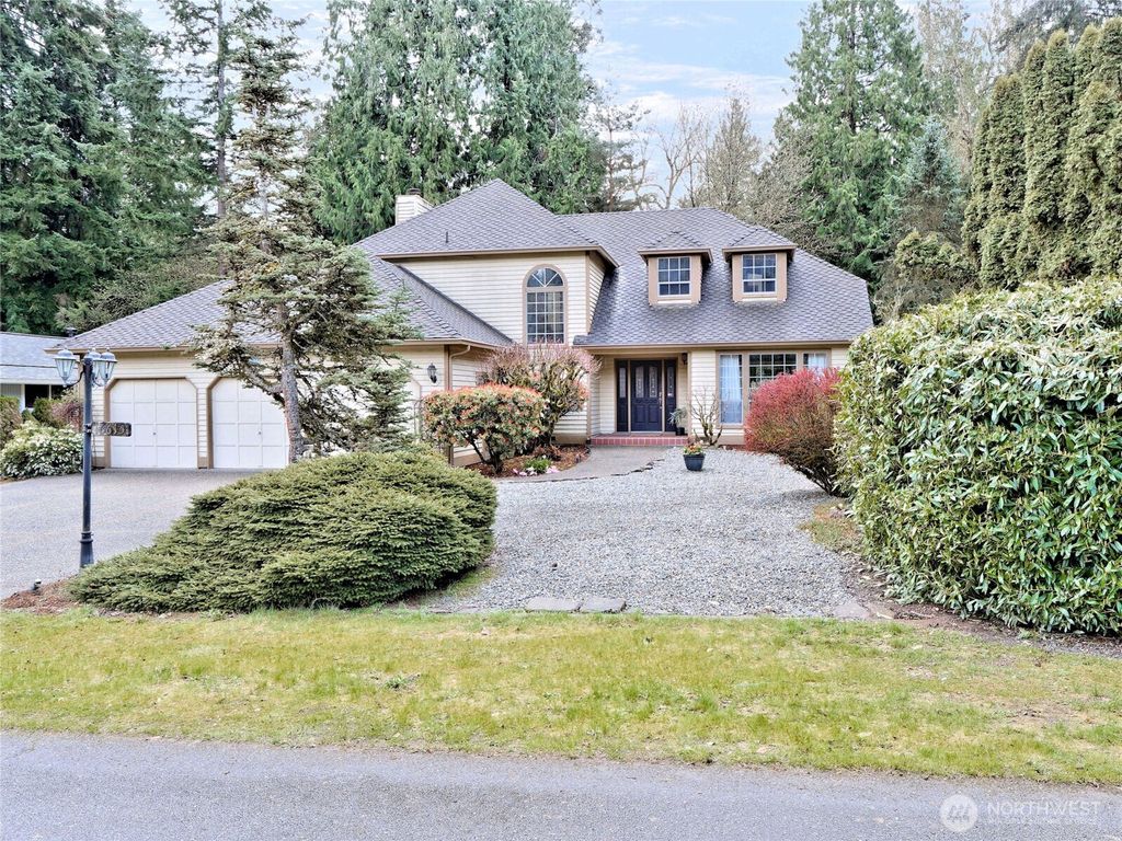 Photo of 16615 SE 35th St, Bellevue, WA 98008 (MLS # 2352825)