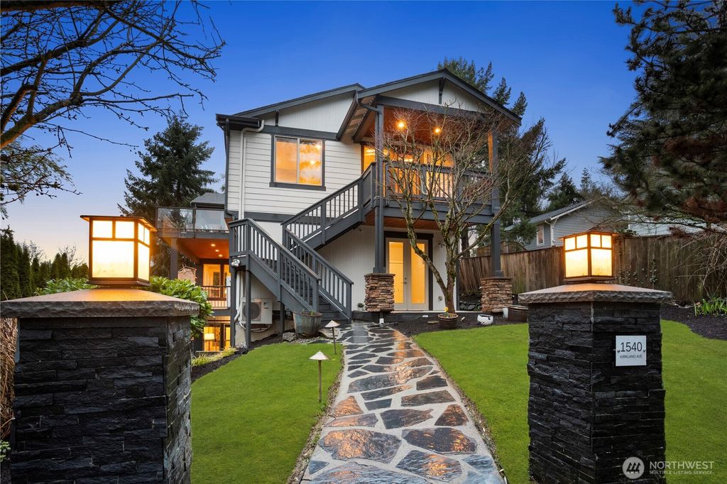 Photo of 1540 Kirkland Avenue, Kirkland, WA 98033 (MLS # 2480706)
