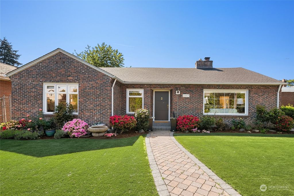 Photo of 3117 Mount Rainier Drive S, Seattle, WA 98144 (MLS # 2068843)
