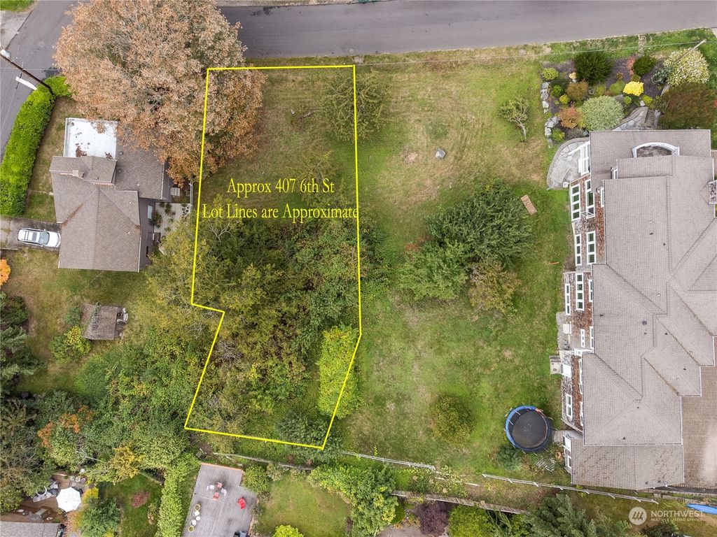 Photo of 407 6th Street, Mukilteo, WA 98275 (MLS # 2290824)