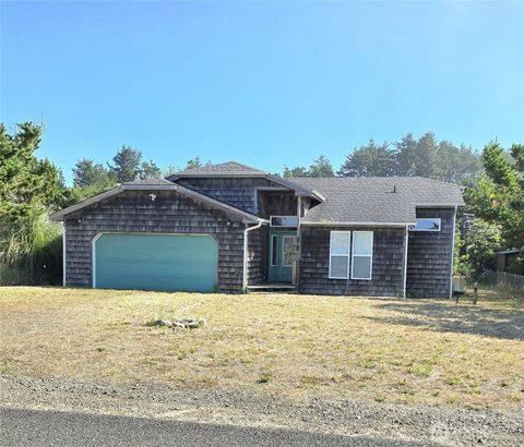 Photo of 30100 H Street, Ocean Park, WA 98640 (MLS # 2436995)