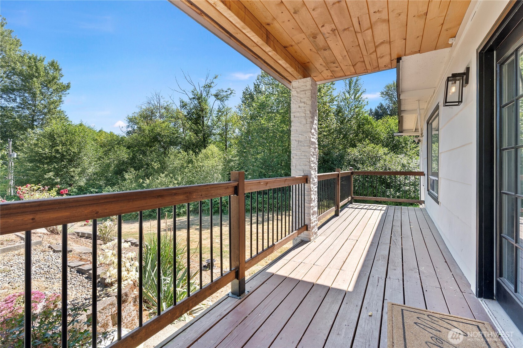 3602 Pioneer Way E
