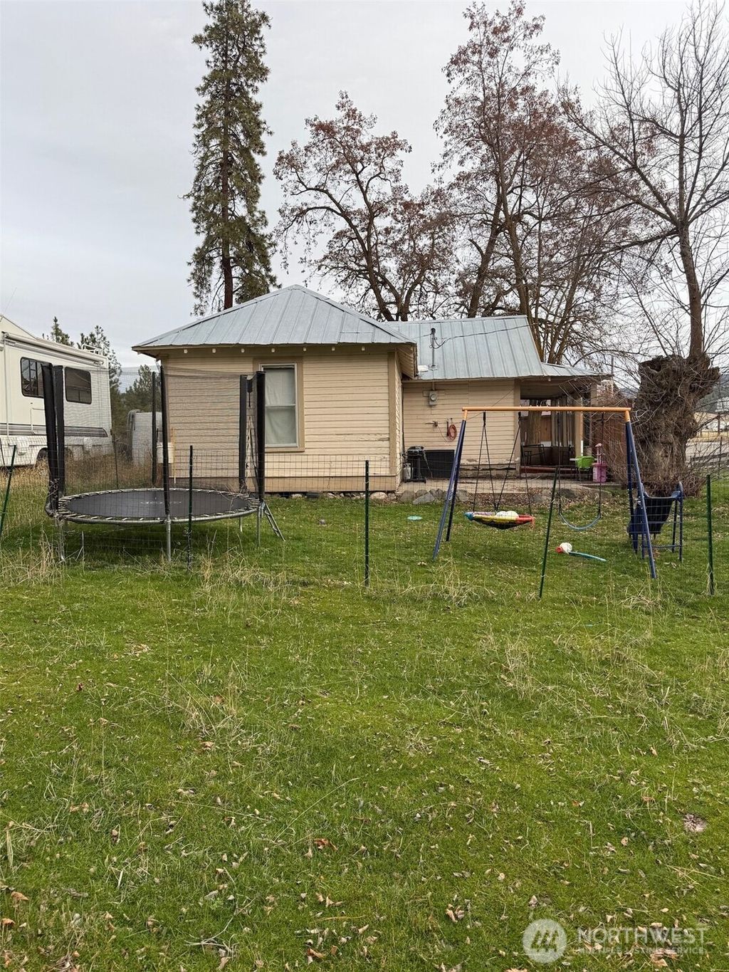 Photo of 5368 A&amp;B 25 Highway, Fruitland, WA 99129 (MLS # 2461018)