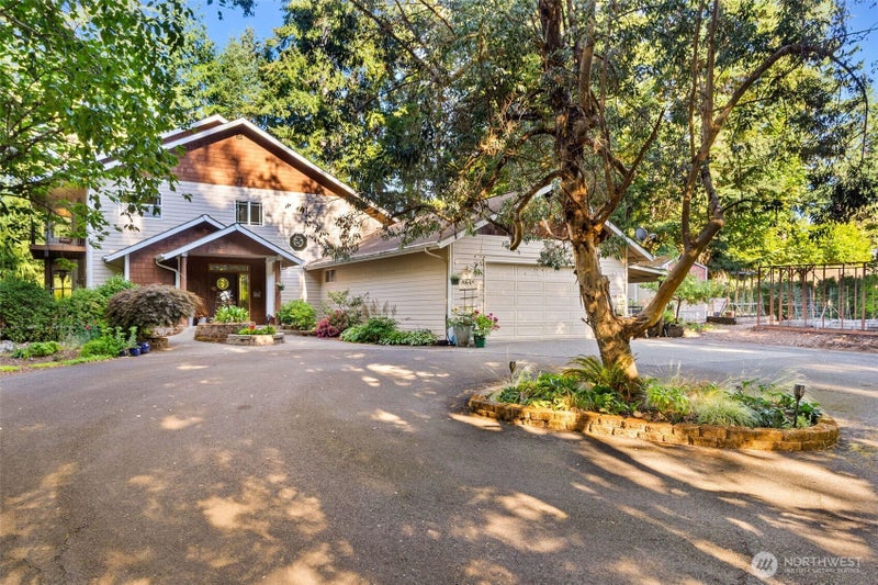 4648 D Milluhr Drive NE
