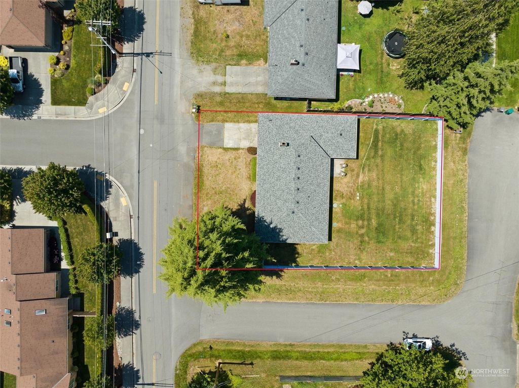 Photo of 1717 126th Street SE, Everett, WA 98208 (MLS # 2129254)