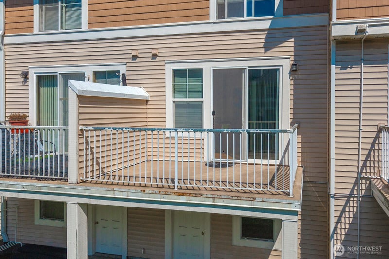 23217 62nd Place Street S 31-2