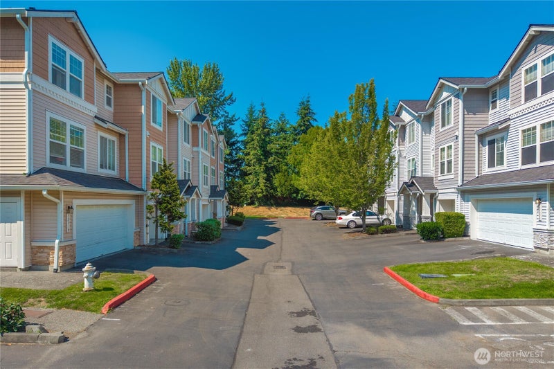 23217 62nd Place Street S 31-2