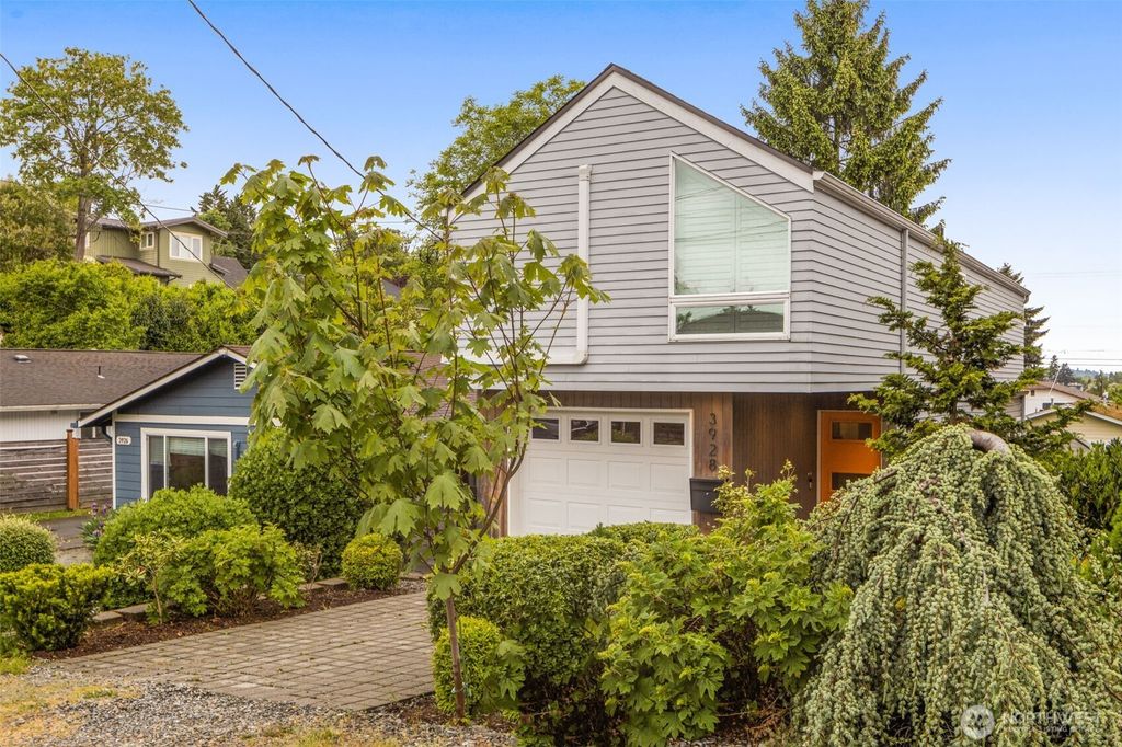 Photo of 3928 S Findlay Street, Seattle, WA 98118 (MLS # 2523051)