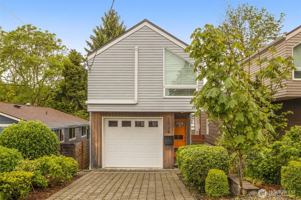 Photo of 3928 S Findlay Street, Seattle, WA 98118 (MLS # 2523051)