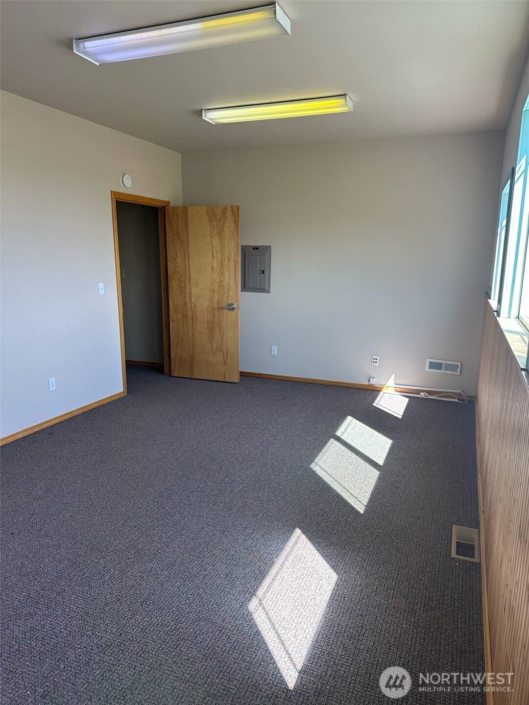 117 N 8th Street 400