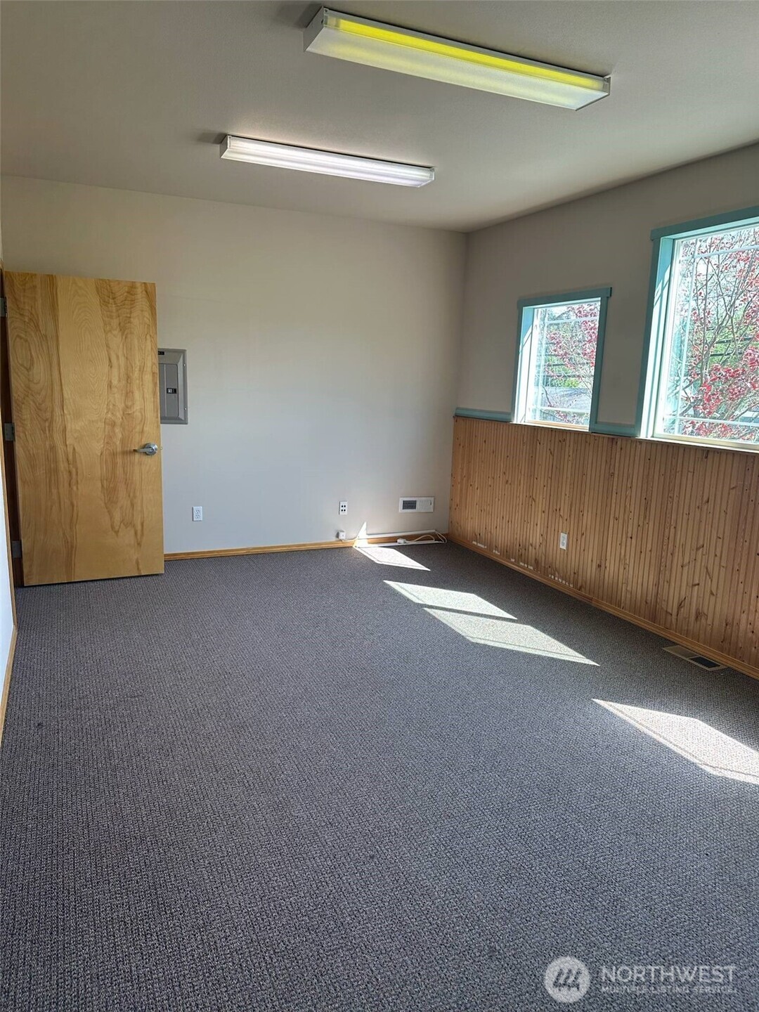 117 N 8th Street 400