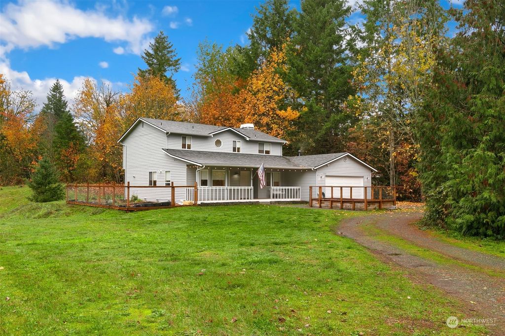 Photo of 22207 257th Avenue SE, Maple Valley, WA 98038 (MLS # 2178278)