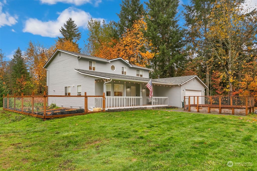 Photo of 22207 257th Avenue SE, Maple Valley, WA 98038 (MLS # 2178278)