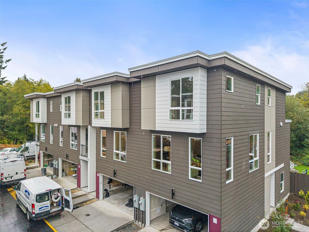 Photo of 5015 144th Street SW #B1, Edmonds, WA 98026 (MLS # 2438043)