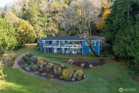 7504 Crescent Beach Road NW Vaughn WA 98394