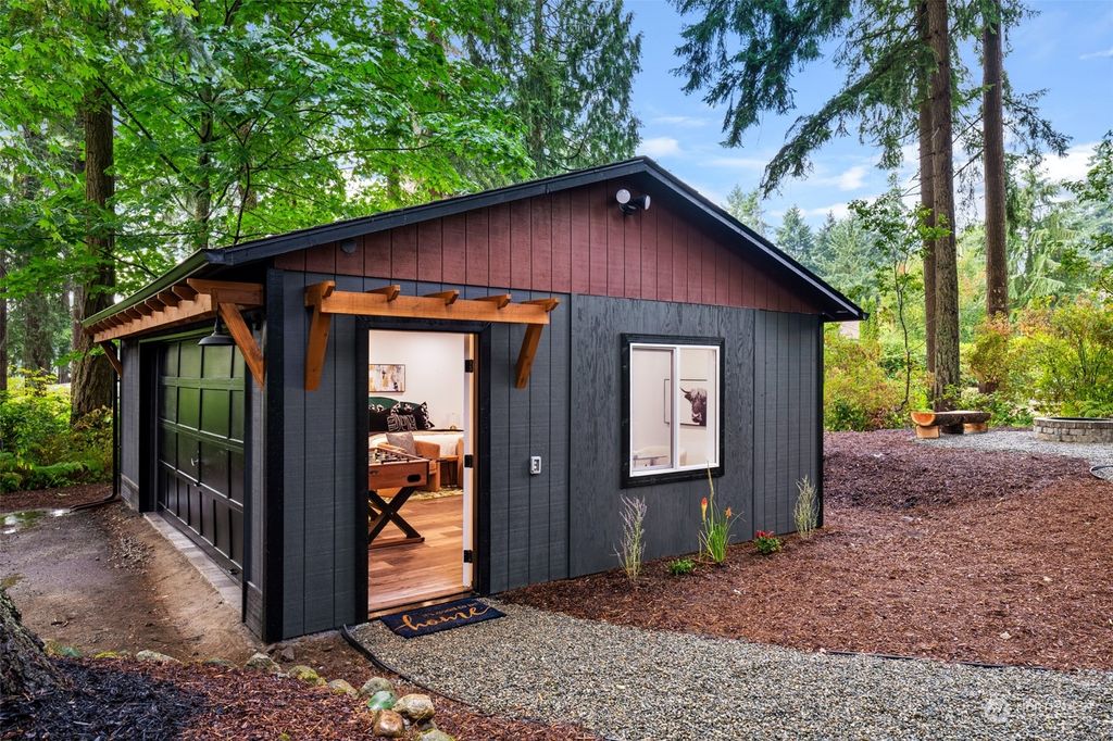 Photo of 31001 38th Avenue S, Auburn, WA 98001 (MLS # 2157181)