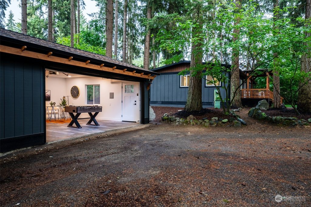 Photo of 31001 38th Avenue S, Auburn, WA 98001 (MLS # 2157181)