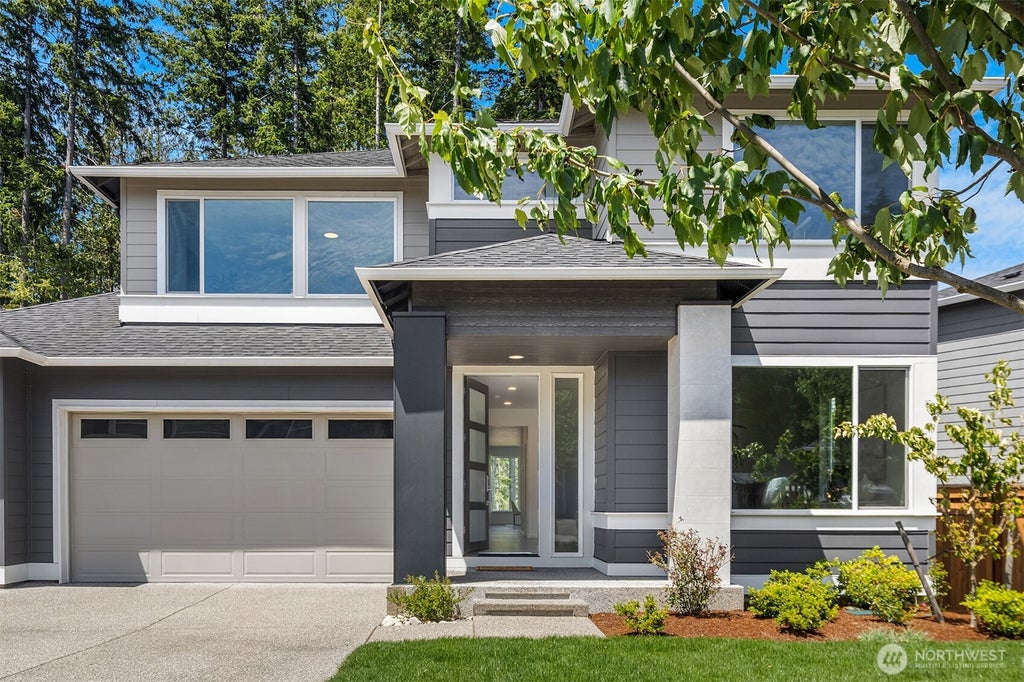 Photo of 4912 Amherst Way SW, Port Orchard, WA 98367 (MLS # 2539987)