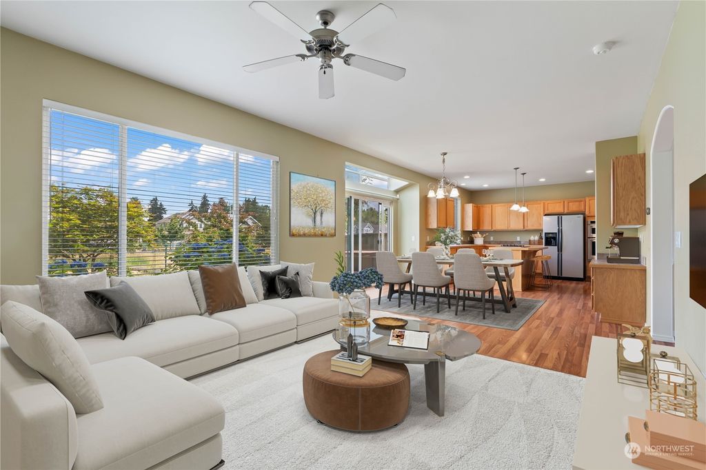 Photo of 1834 SW 346th Place, Federal Way, WA 98023 (MLS # 2262431)