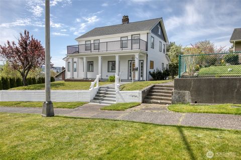Photo of 713 N Broadway St ST, Aberdeen, WA 98520 (MLS # 2512000)